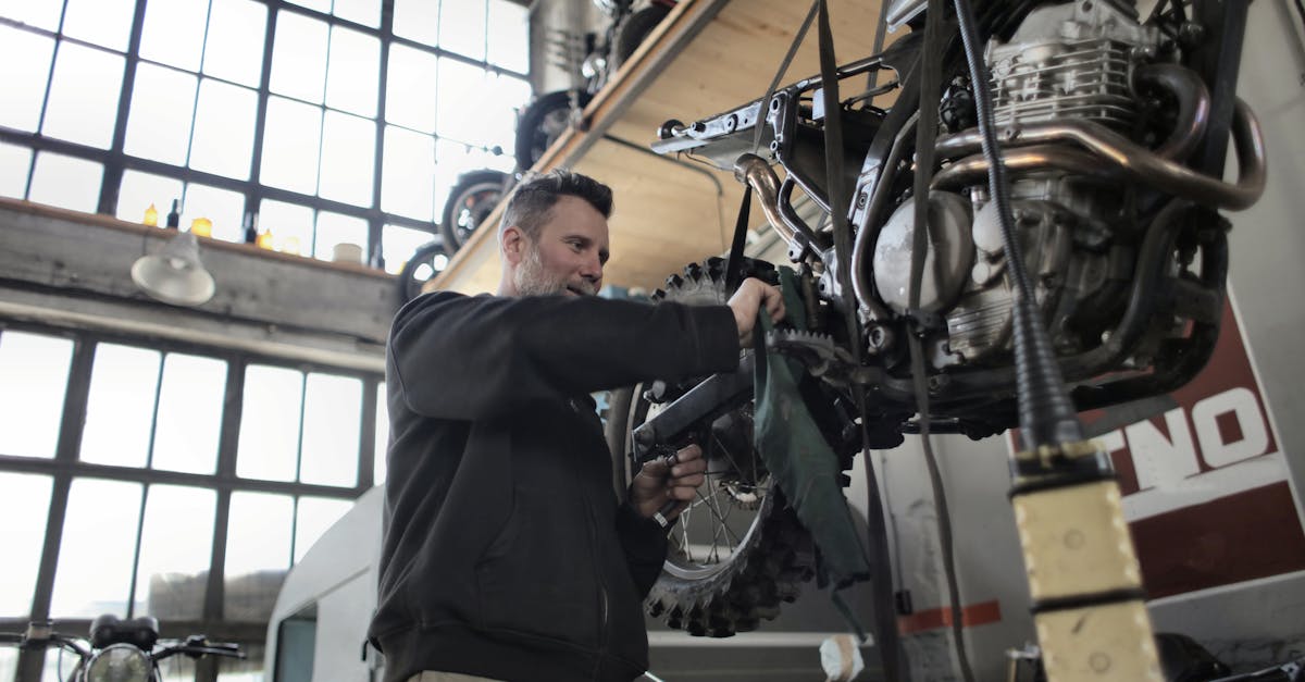 découvrez notre assurance moto adaptée à vos besoins ! protégez votre véhicule avec des garanties complètes et des tarifs compétitifs. profitez d'une couverture sur mesure pour rouler en toute sérénité.