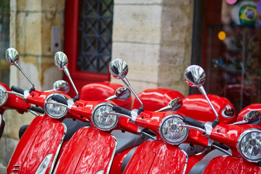 découvrez notre guide sur la meilleure assurance pour scooter 125. comparez les offres, trouvez la couverture idéale et bénéficiez de conseils pour protéger votre véhicule au meilleur prix. protégez votre scooter tout en économisant!