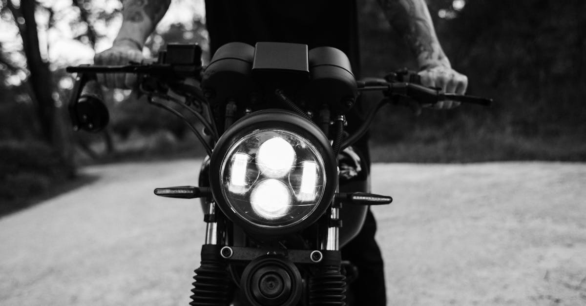découvrez les meilleures options d'assurance moto adaptées à vos besoins. protégez votre véhicule deux-roues avec des couvertures complètes, des tarifs compétitifs et un service client dédié. comparez les offres et trouvez l'assurance qui vous convient !