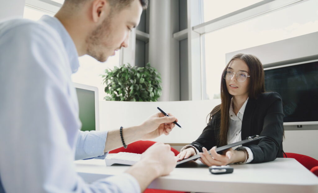 découvrez notre comparateur d'assurance auto pour trouver la meilleure couverture au meilleur prix. comparez les offres des assureurs en quelques clics et économisez sur votre prime d'assurance. faites le choix qui vous convient le mieux et protégez votre véhicule en toute sérénité.
