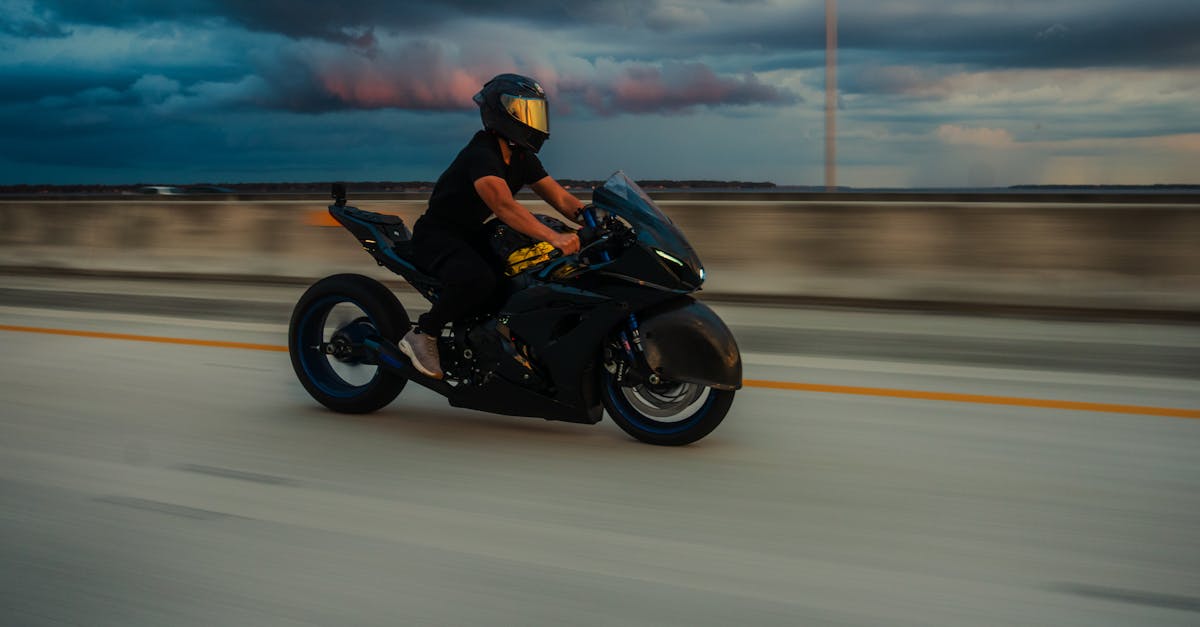 découvrez les meilleures options d'assurance pour votre moto, adaptées à vos besoins et à votre budget. protégez votre engin avec des garanties complètes et profitez de conseils d'experts pour faire le bon choix.