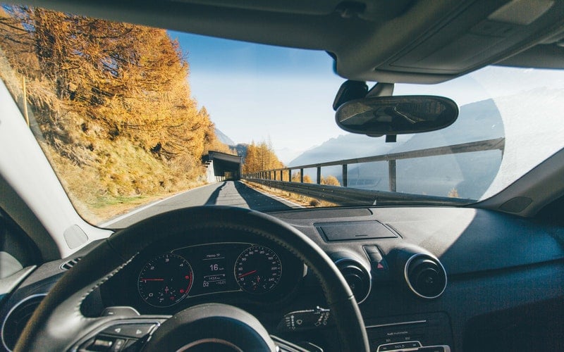 obtenez des devis d'assurance auto adaptés aux jeunes conducteurs. comparez les offres, trouvez des tarifs compétitifs et protégez votre véhicule tout en bénéficiant d'une couverture sur mesure.