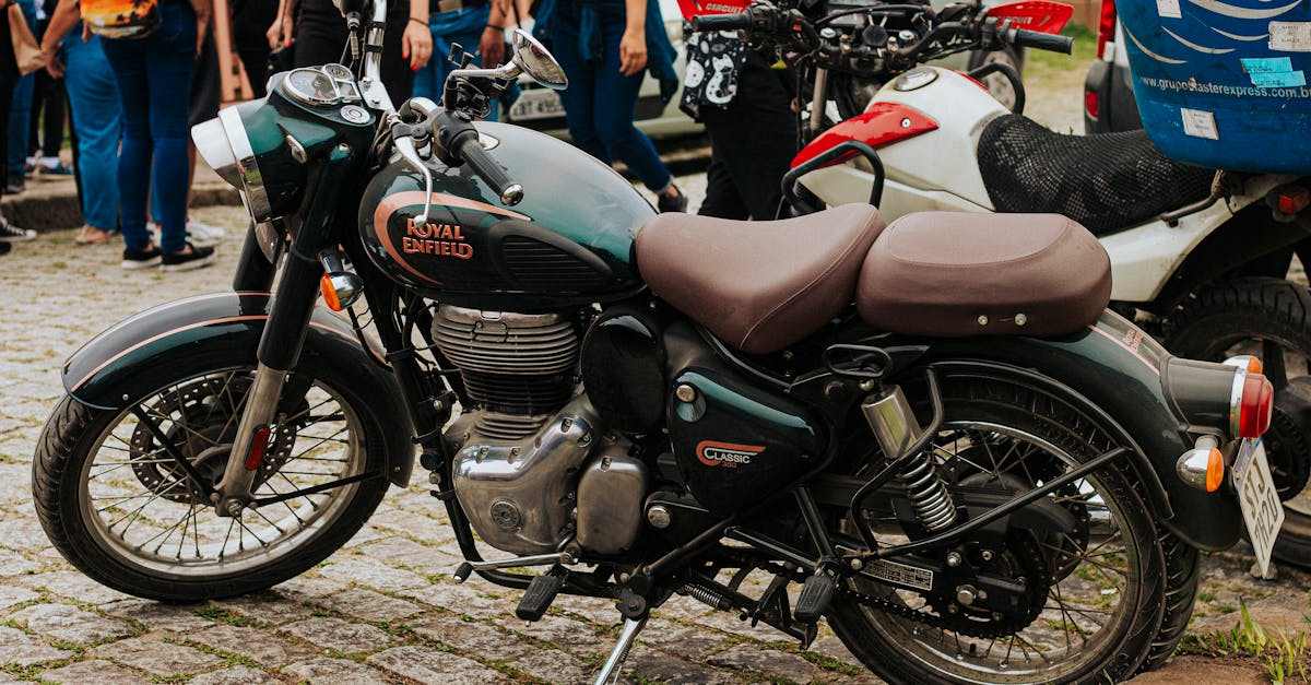 découvrez nos solutions d'assurance pour motos conçues pour protéger votre véhicule et vous offrir une tranquillité d'esprit sur la route. profitez de couvertures adaptées à vos besoins et bénéficiez de conseils d'experts en assurance moto.