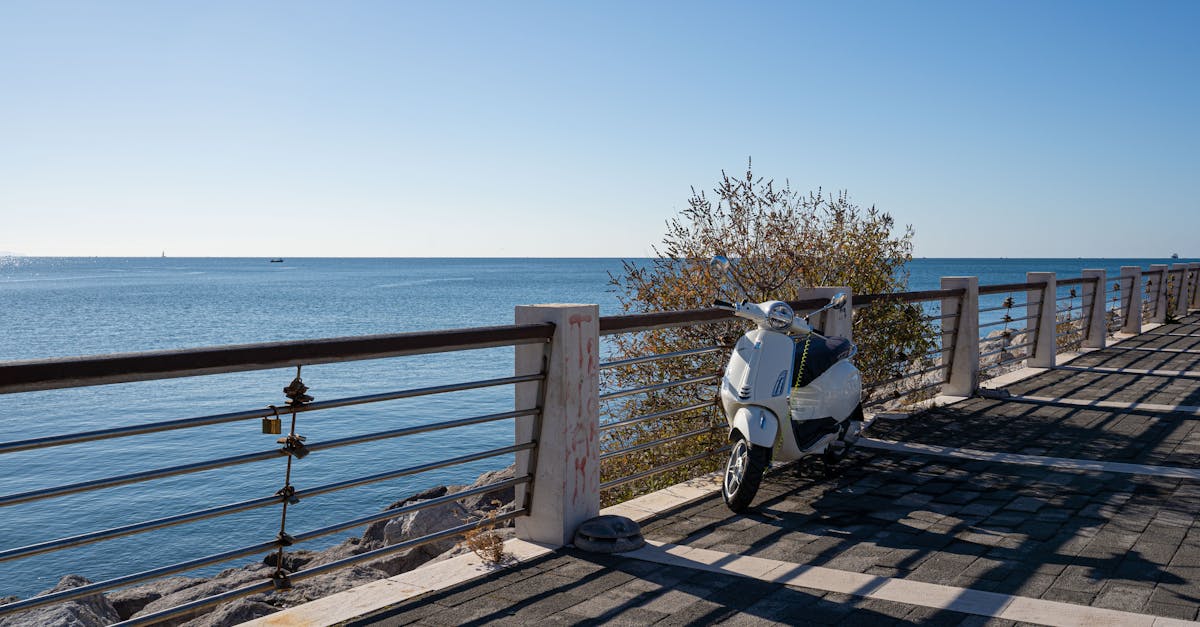 découvrez notre assurance moto complète qui protège votre véhicule et votre budget. profitez de tarifs compétitifs, d'une couverture adaptée à vos besoins et d'un service client dédié. faites le choix de la tranquillité sur la route avec notre assurance moto fiable.