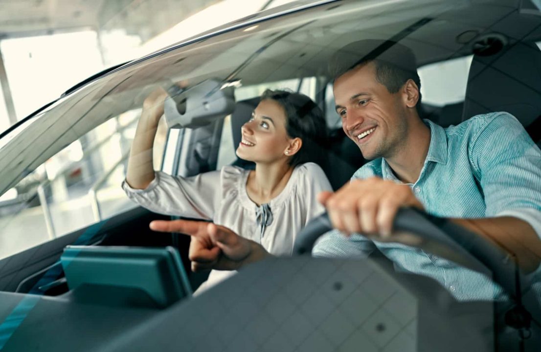 découvrez l'assurance au km, une solution économique et flexible adaptée aux conducteurs occasionnels. payez uniquement pour les kilomètres parcourus et bénéficiez d'une couverture sur-mesure pour vos trajets. idéal pour ceux qui roulent peu, cette formule vous permet de maîtriser votre budget tout en étant protégé sur la route.