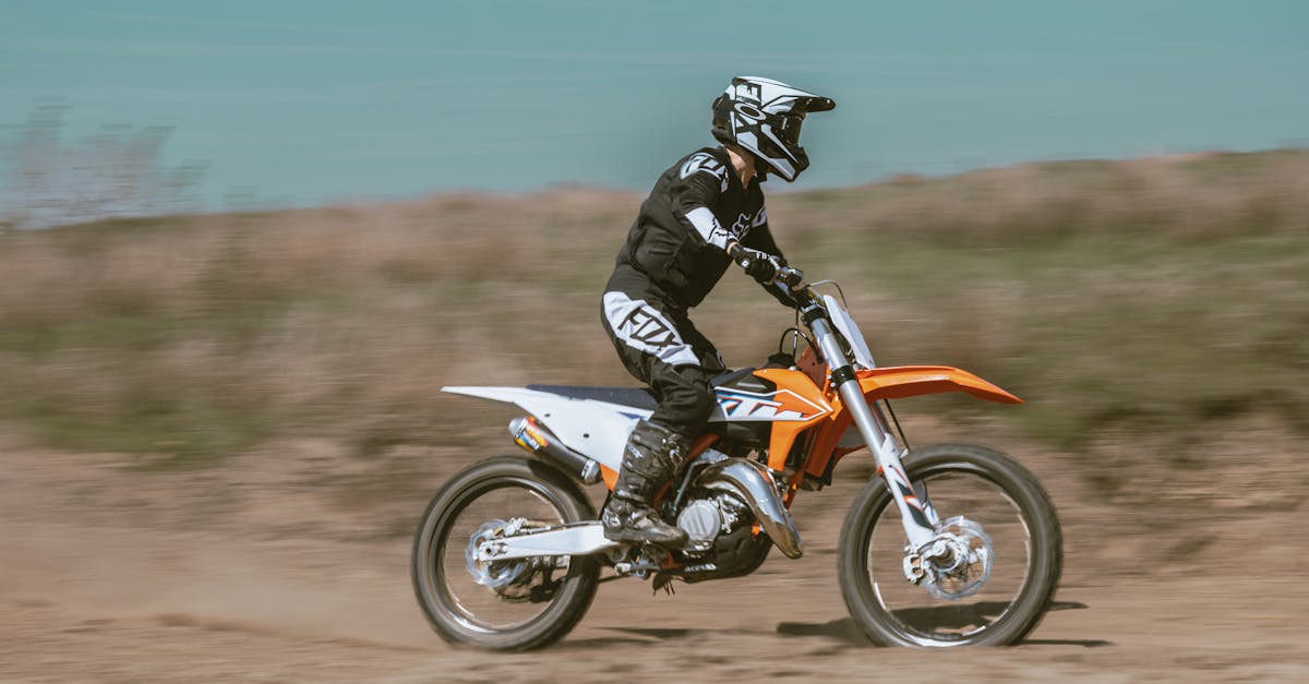 obtenez une assurance moto sur mesure qui protège votre véhicule et vous-même. comparez les offres et choisissez la couverture adaptée à vos besoins pour rouler en toute sérénité.
