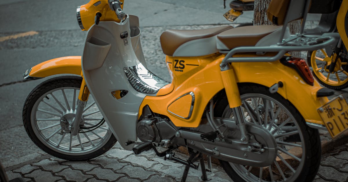 obtenez une assurance scooter adaptée à vos besoins. protégez votre véhicule et roulez l'esprit tranquille grâce à nos formules flexibles et compétitives. comparez les offres et choisissez celle qui vous convient le mieux.
