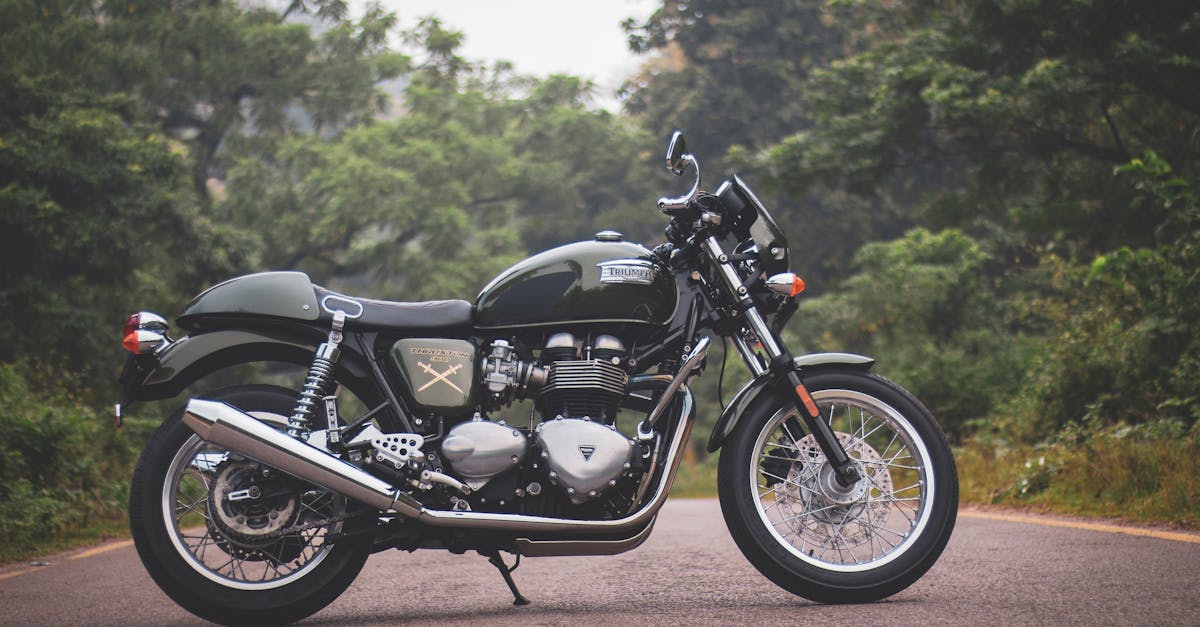 découvrez la beauté et la performance des motos vertes, alliant style éco-responsable et passion pour la vitesse. explorez notre sélection de motos respectueuses de l'environnement qui ne sacrifient ni le design ni la puissance.
