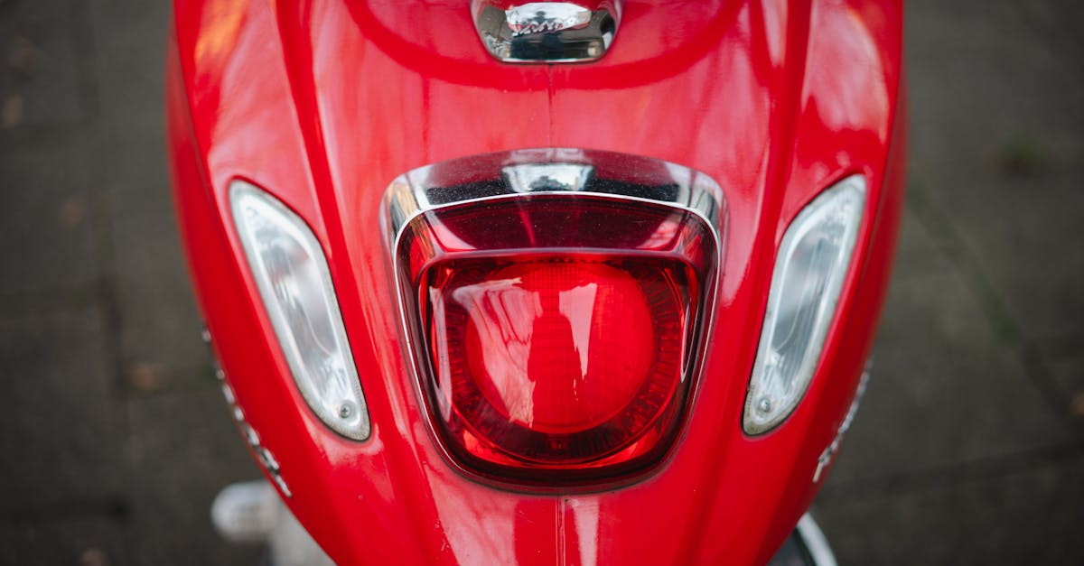 découvrez notre assurance moto complète qui vous protège sur la route. profitez de tarifs compétitifs, d'un service client exceptionnel et de garanties adaptées à vos besoins. protégez votre passion en toute sérénité avec notre couverture moto fiable.