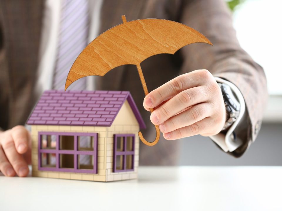 découvrez l'assurance emprunteur, un indispensable pour sécuriser votre prêt immobilier. protégez-vous contre les risques de perte d'emploi, d'incapacité ou de décès et garantissez le remboursement de votre crédit. comparez les offres et trouvez la couverture idéale pour votre projet.