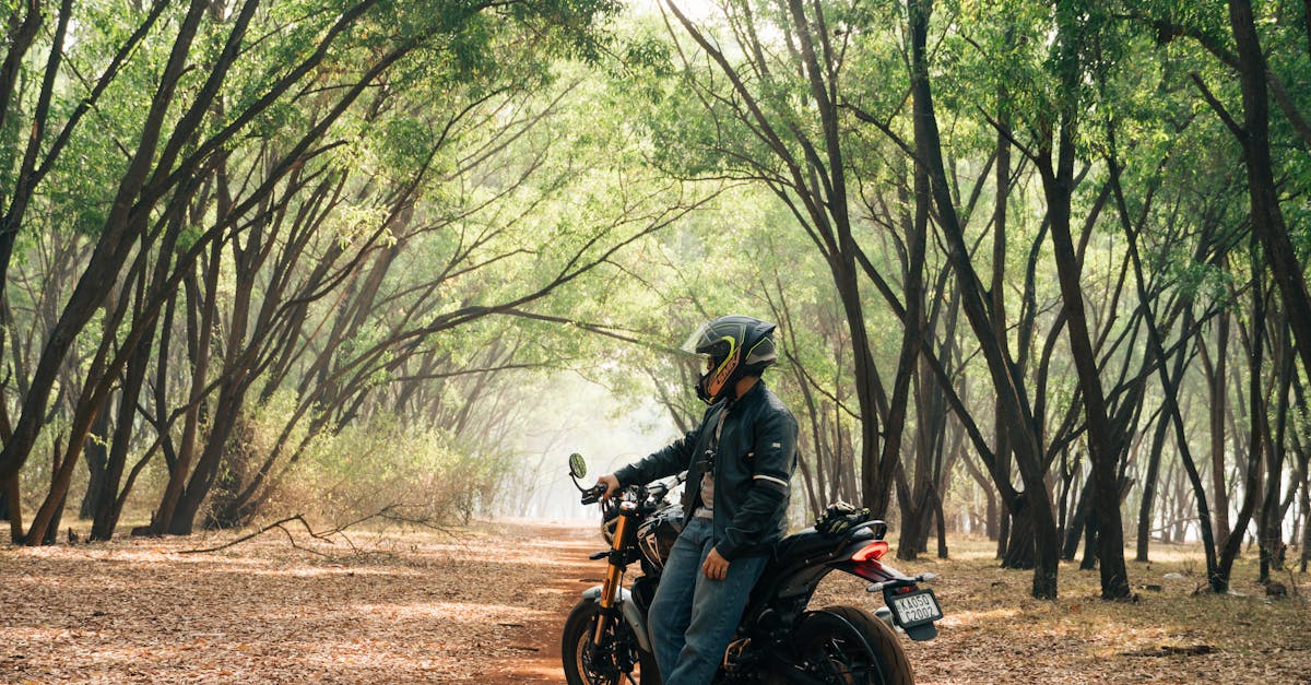 protégez votre passion avec une assurance motard sur mesure. découvrez des couvertures adaptées à vos besoins, que vous soyez un pilote de route ou d'aventure. bénéficiez de la tranquillité d'esprit sur deux roues, grâce à des garanties complètes et des services personnalisés.