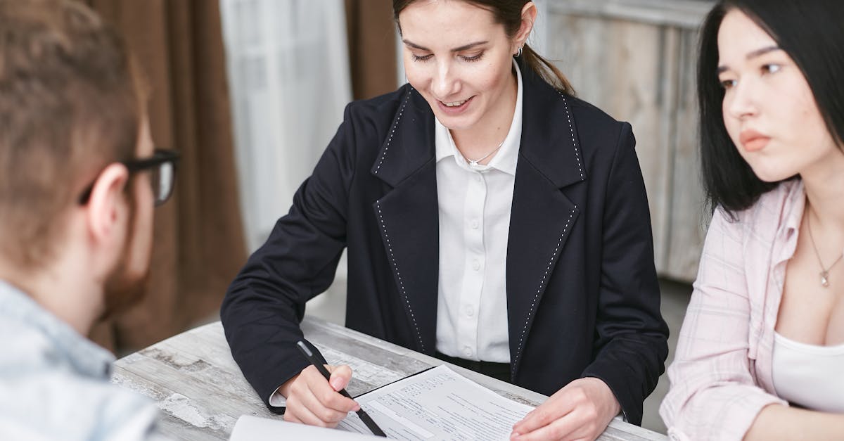 découvrez nos solutions d'assurance adaptées à vos besoins. protégez vos biens, votre santé et votre avenir avec des offres sur mesure et un service client attentif.