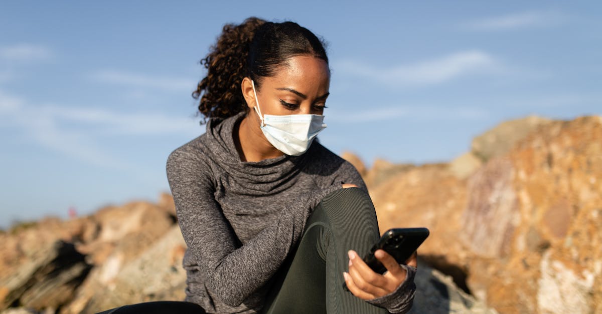 découvrez nos solutions de protection pour mobile, alliant style et sécurité. protégez votre smartphone des chocs, rayures et chutes grâce à nos étuis et accessoires de haute qualité.