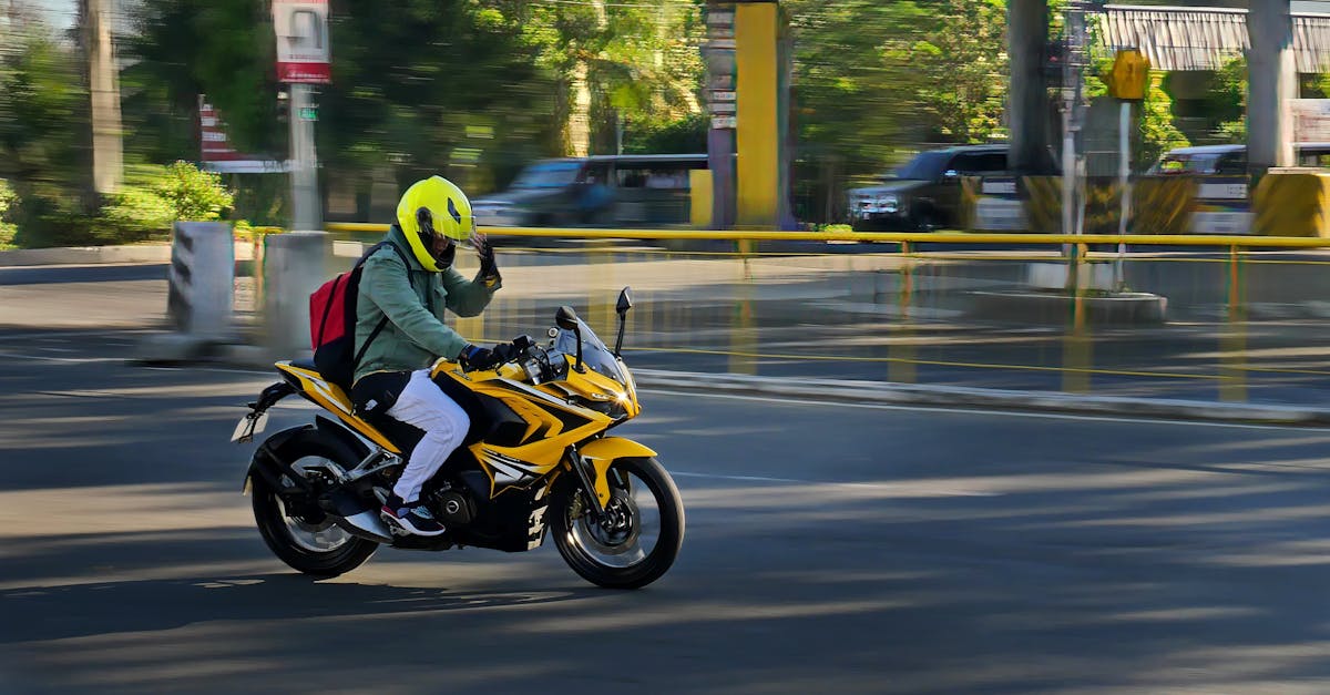 protégez votre moto avec notre assurance moto complète. bénéficiez d'une couverture personnalisée, de tarifs compétitifs et d'un service client de qualité. obtenez un devis en ligne rapide et roulez en toute sérénité !